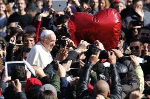 Pope Francis during a Valentine's Day audience in St Peter Square, Vatican City, at 14 february 2014. ANSA/FABIO FRUSTACI