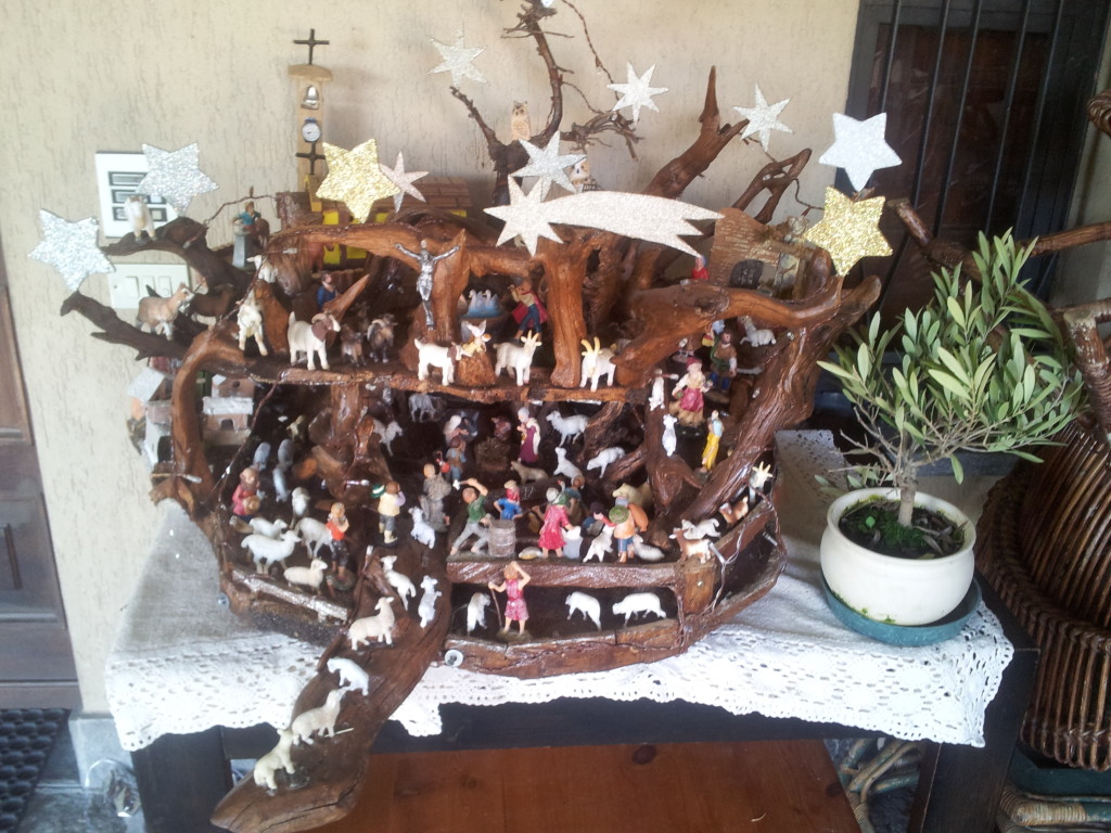 presepe fatto a mano in campagna